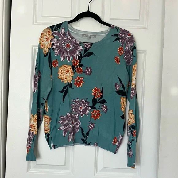 Daniel Rainn Floral Sweater Medium - Picture 1 of 3